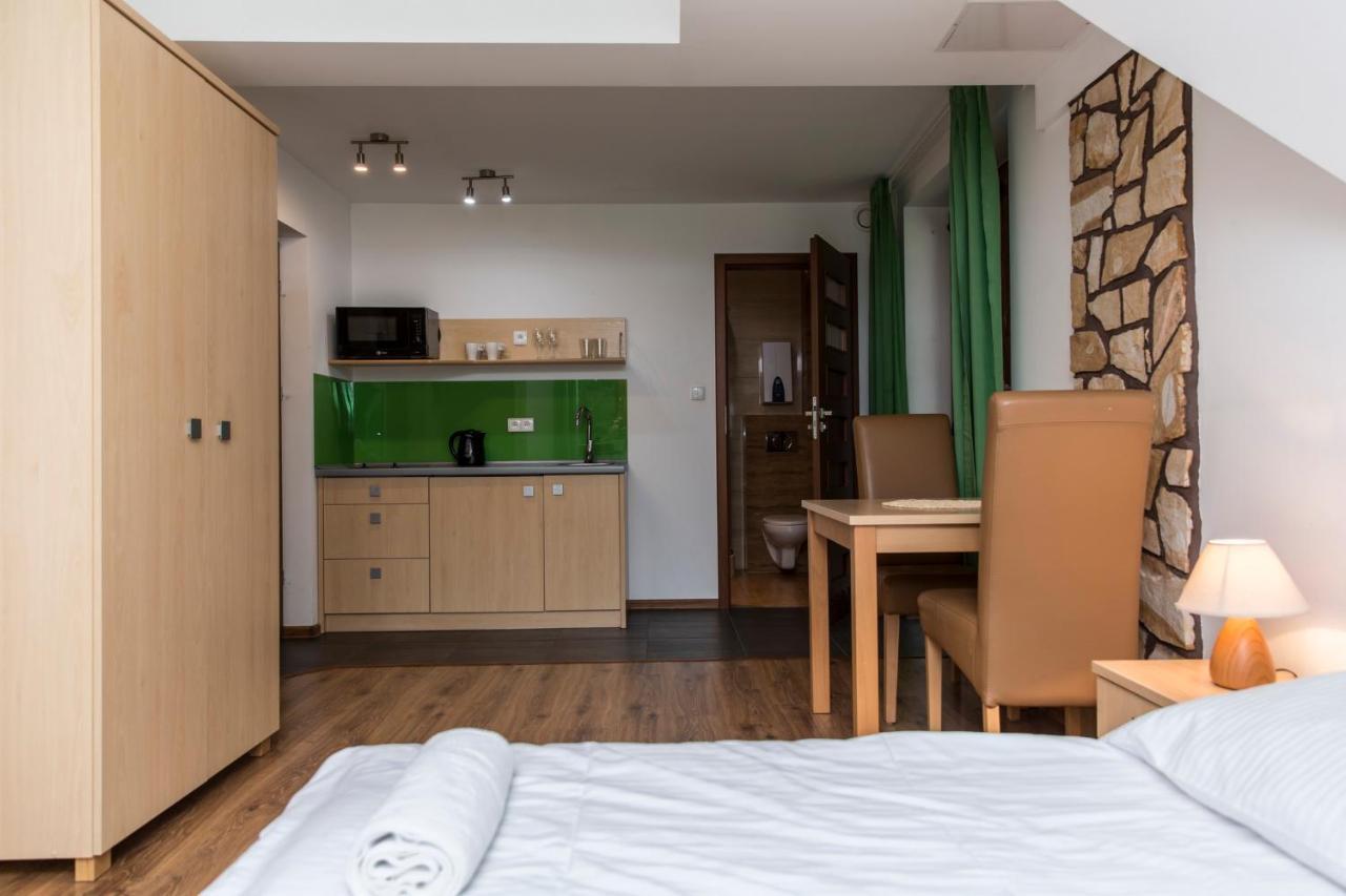 Udanypobyt Apartamenty Przy Dolinach E I F コシチェリスコ エクステリア 写真