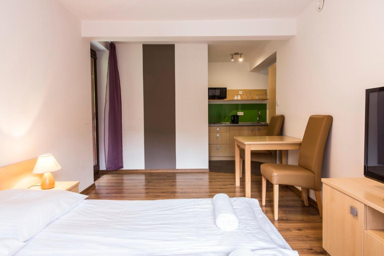 Udanypobyt Apartamenty Przy Dolinach E I F コシチェリスコ エクステリア 写真