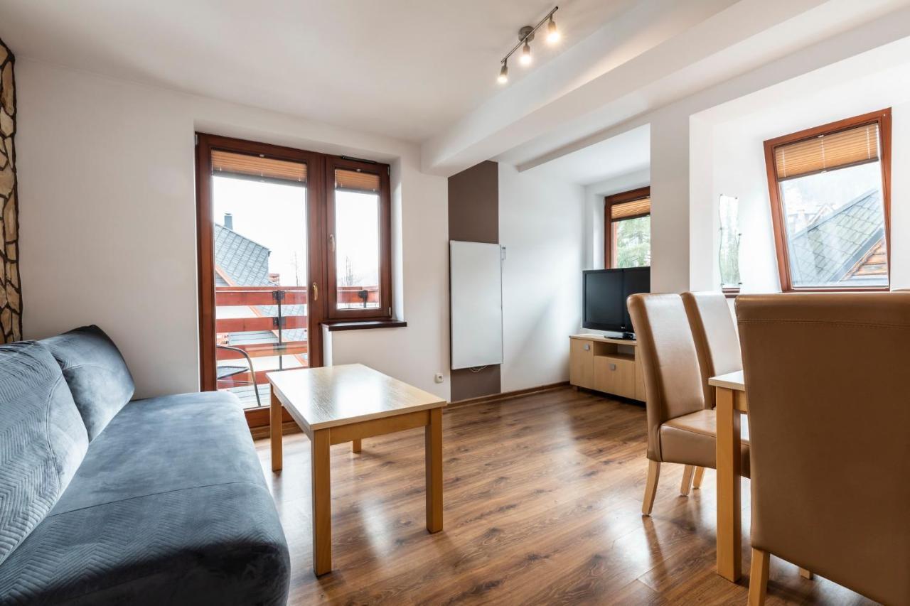 Udanypobyt Apartamenty Przy Dolinach E I F コシチェリスコ エクステリア 写真