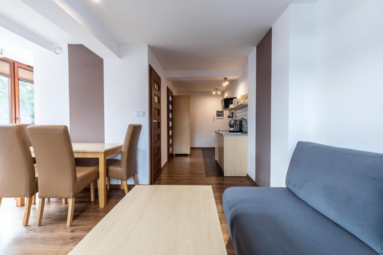 Udanypobyt Apartamenty Przy Dolinach E I F コシチェリスコ エクステリア 写真