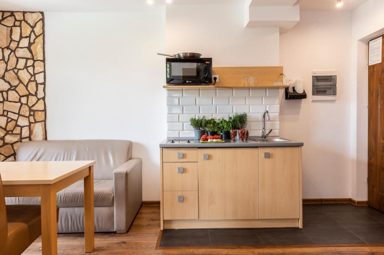 Udanypobyt Apartamenty Przy Dolinach E I F コシチェリスコ エクステリア 写真
