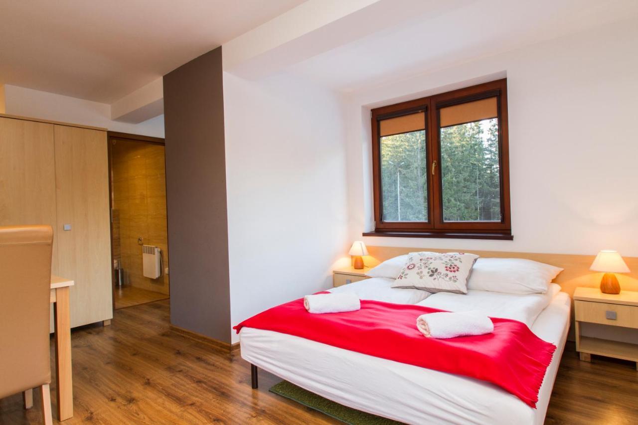 Udanypobyt Apartamenty Przy Dolinach E I F コシチェリスコ エクステリア 写真