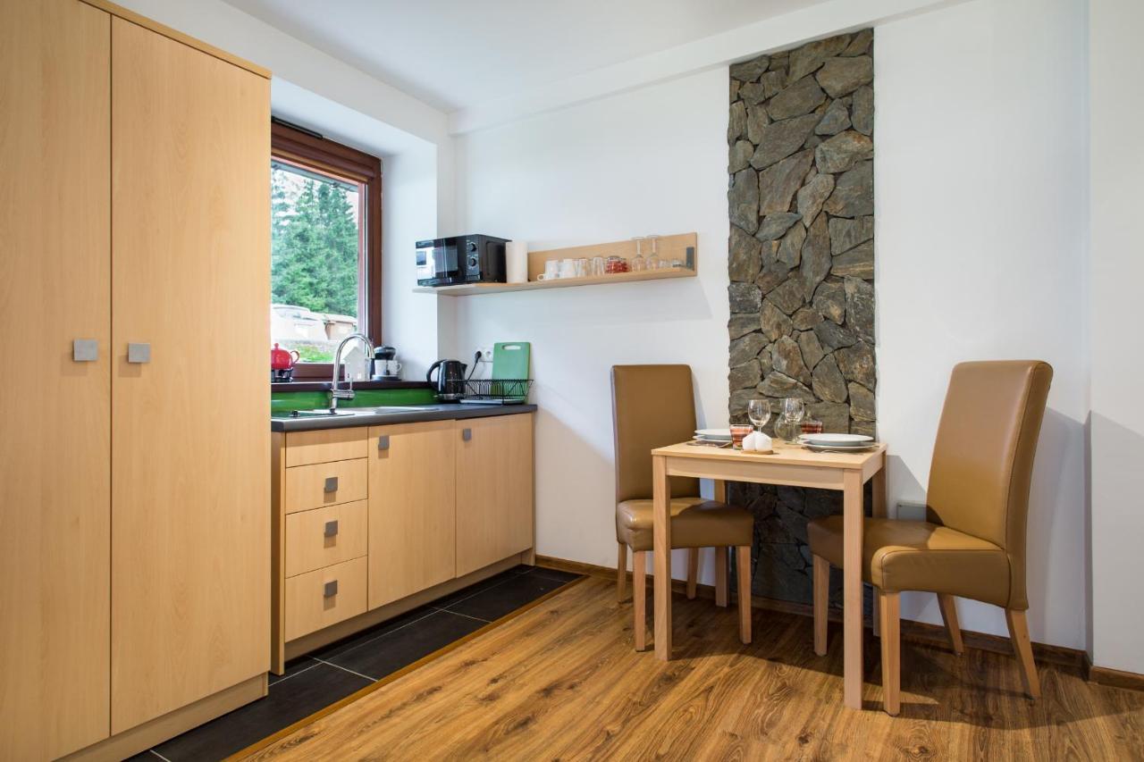 Udanypobyt Apartamenty Przy Dolinach E I F コシチェリスコ エクステリア 写真