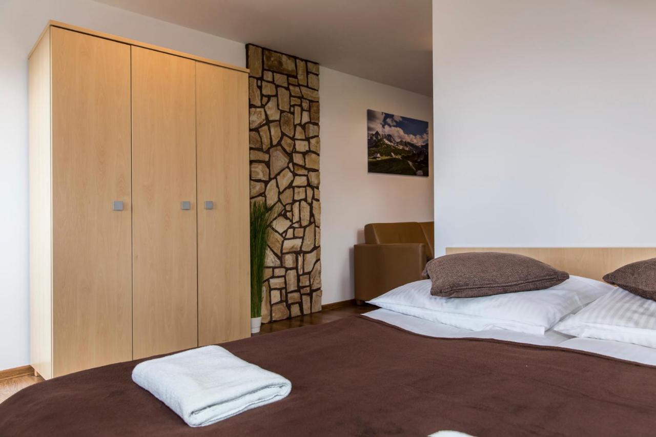 Udanypobyt Apartamenty Przy Dolinach E I F コシチェリスコ エクステリア 写真
